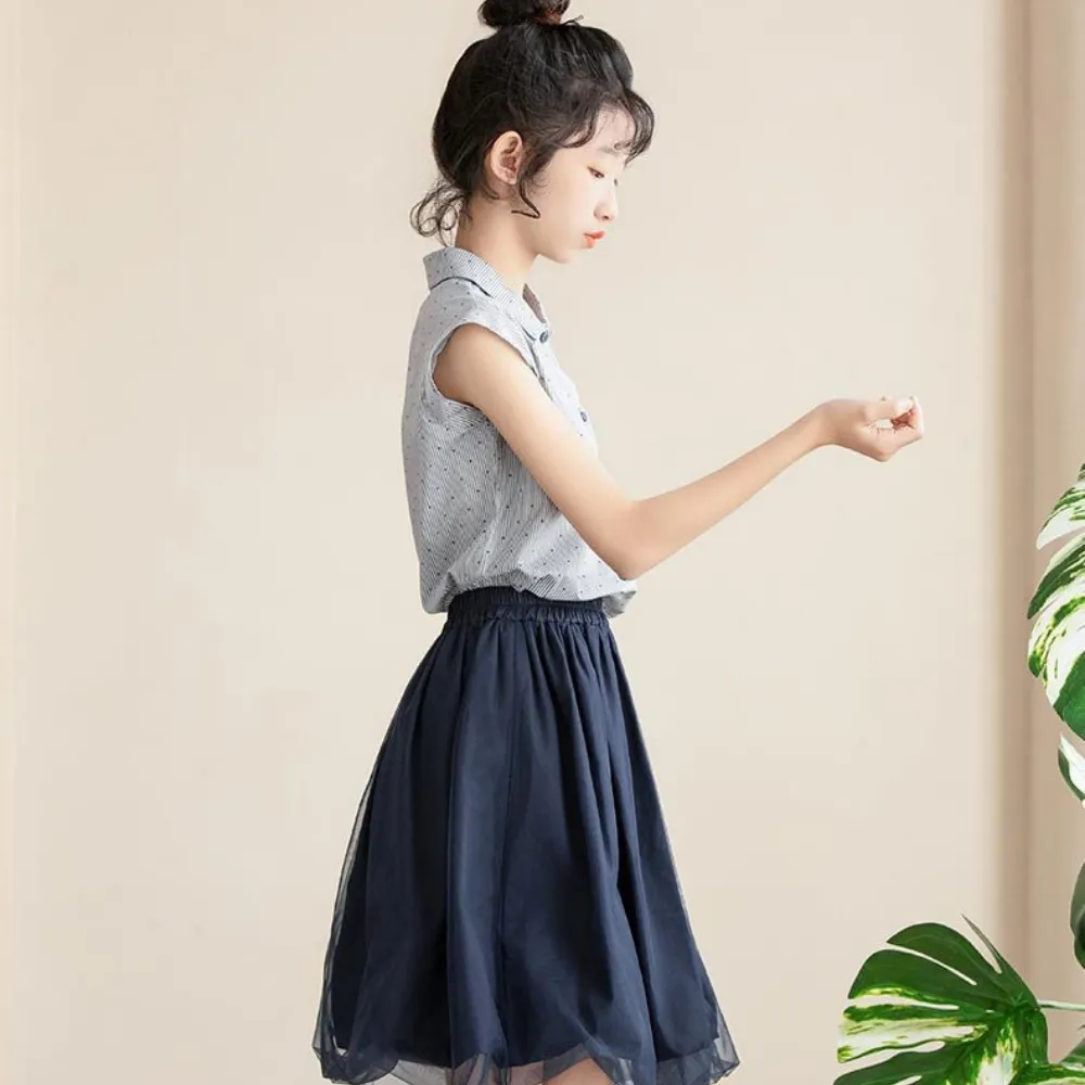 蓝白条上衣/ 半纱裙 Peter Pan Collar Blouse/ Tulle Overlay Skirt