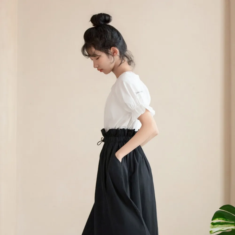 方领上衣/ 荷叶腰设计半裙 Square Elegance Blouse/ Classic Paperbag Waist Midi Skirt