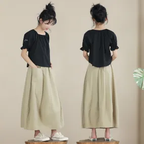 方领上衣/ 卡其灯笼半裙 Square Elegance Blouse/ Khaki Lantern Midi Skirt