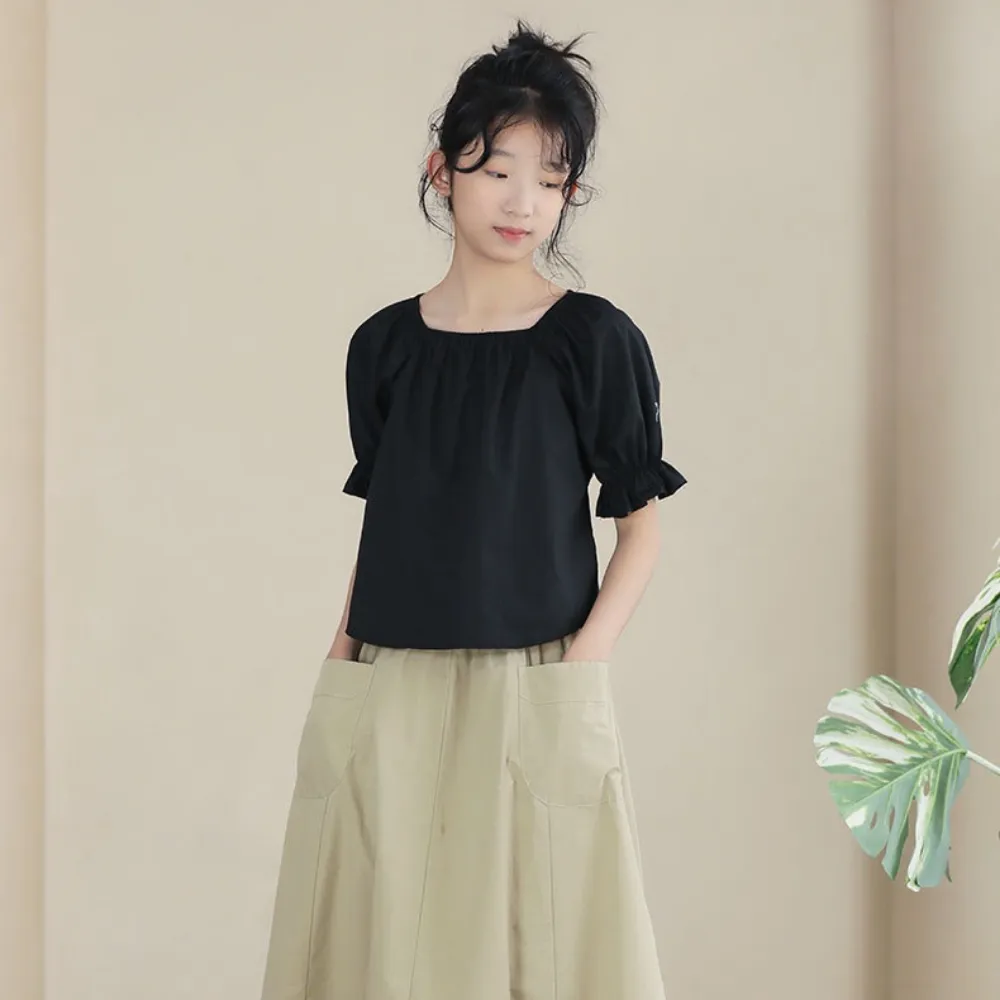 方领上衣/ 卡其灯笼半裙 Square Elegance Blouse/ Khaki Lantern Midi Skirt