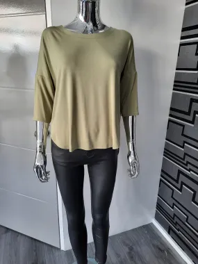 Green lightweight Top