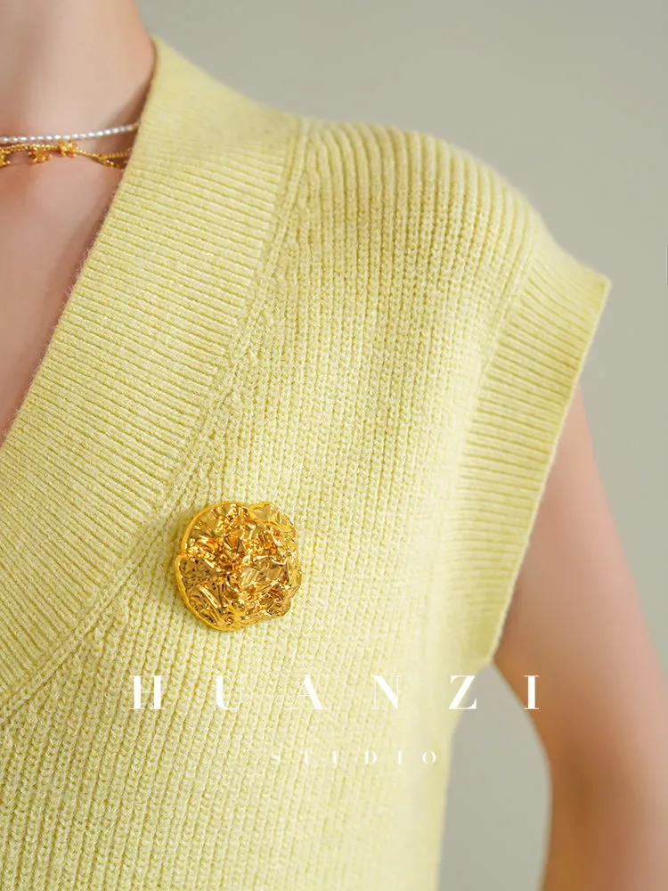 Huanzi custom knitted elegant fashion minimalist lazy V-neck suit fishtail skirt vest cardigan autumn and winter women