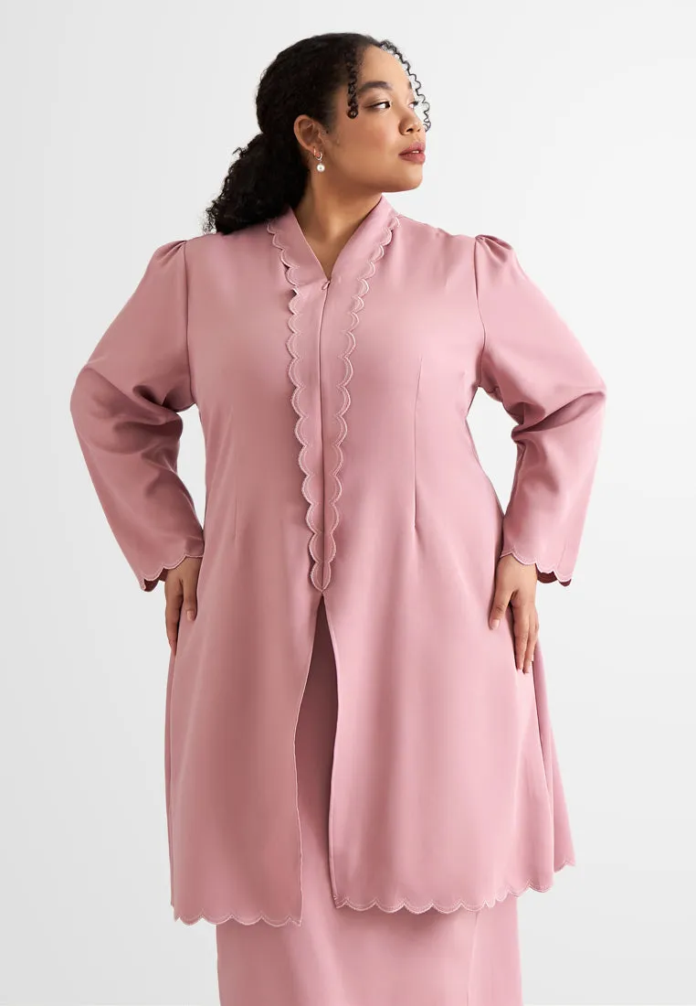Lestari Minimalist Elegant Scallop Embroidery Kebaya Set