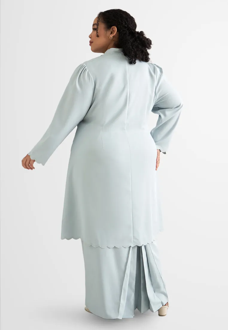 Lestari Minimalist Elegant Scallop Embroidery Kebaya Set