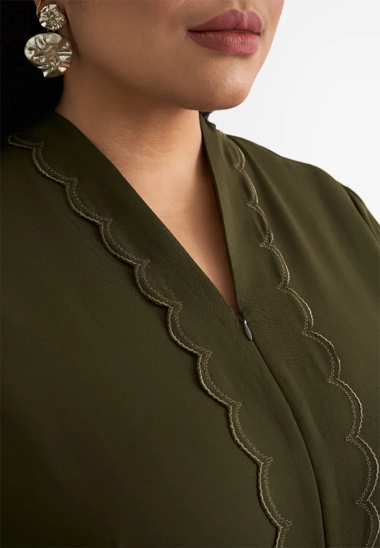 Lestari Minimalist Elegant Scallop Embroidery Kebaya Set