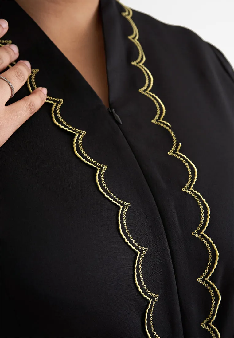 Lestari Minimalist Elegant Scallop Embroidery Kebaya Set