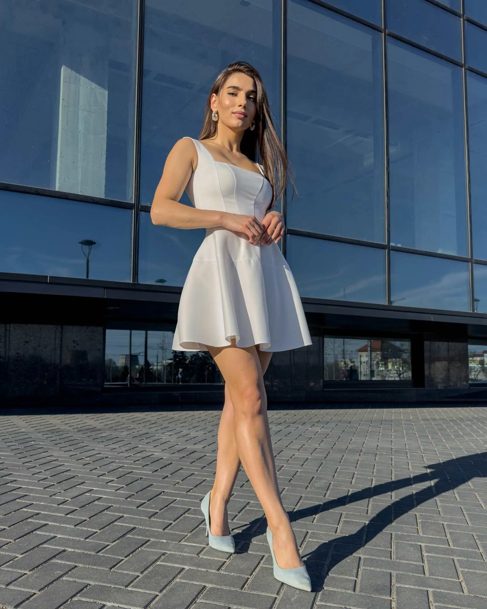 Rochie alba eleganta scurta