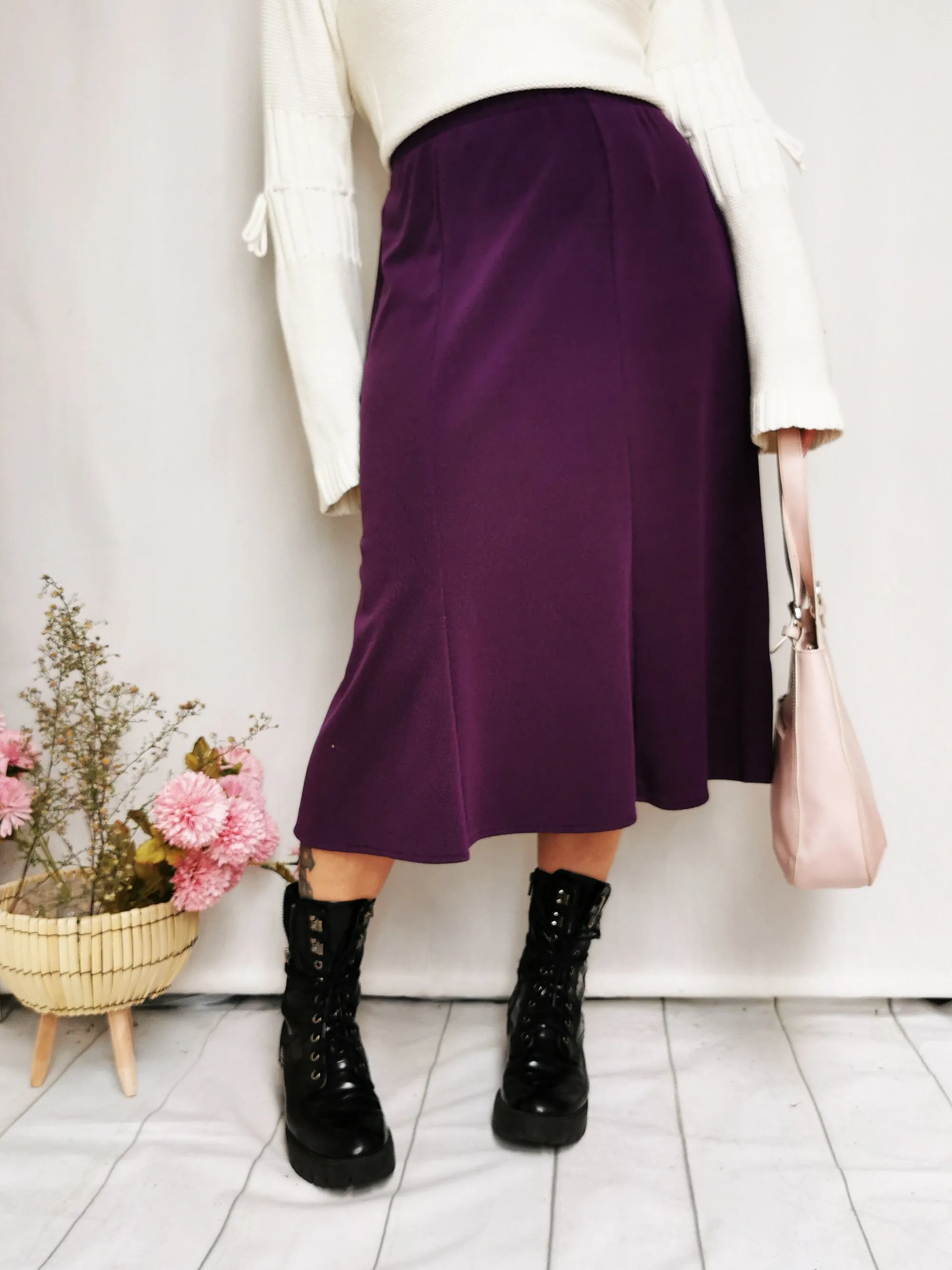 Vintage 80s purple minimalist stretch midi bell skirt