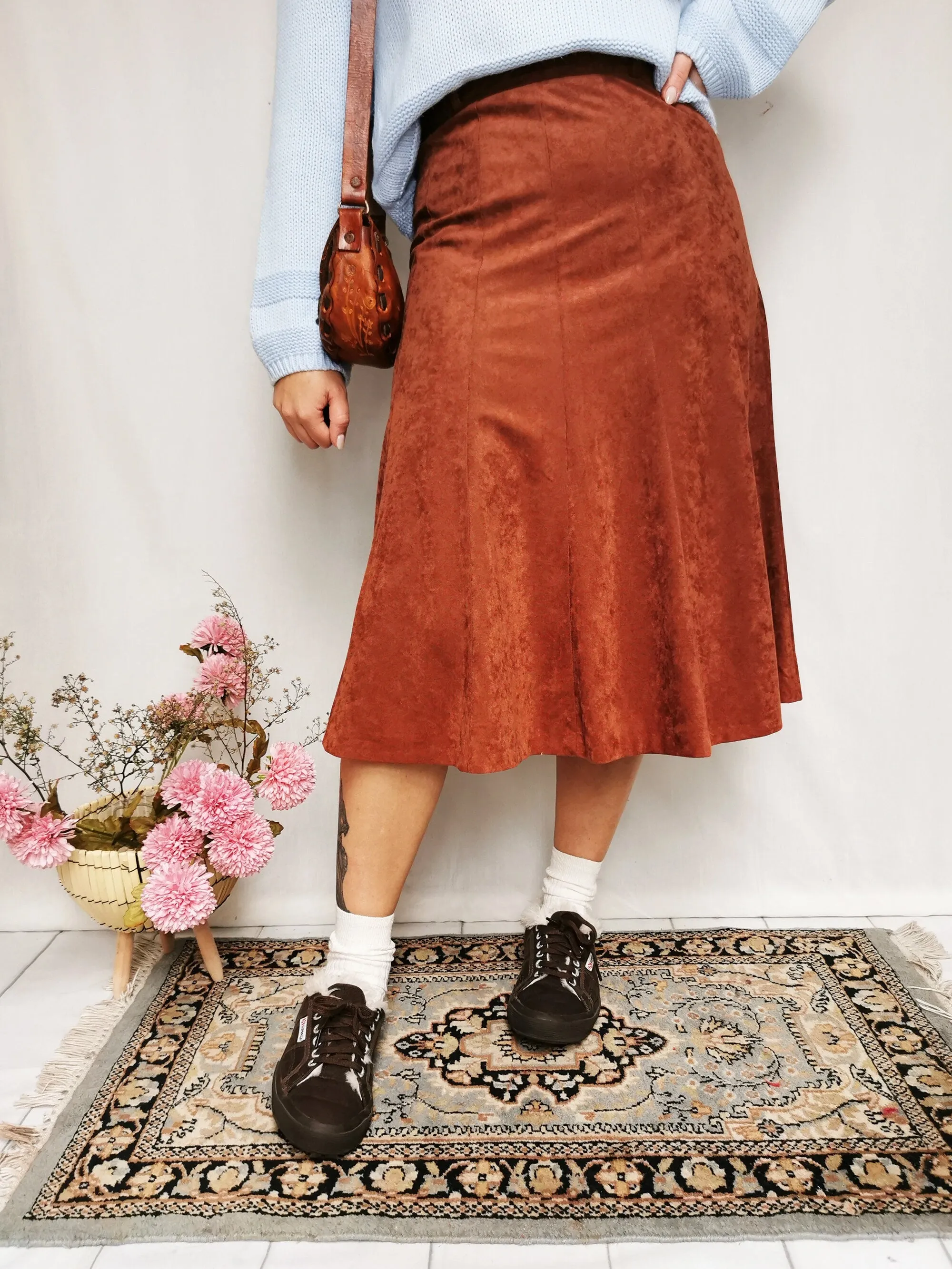 Vintage 90s brown faux suede minimalist midi bell skirt