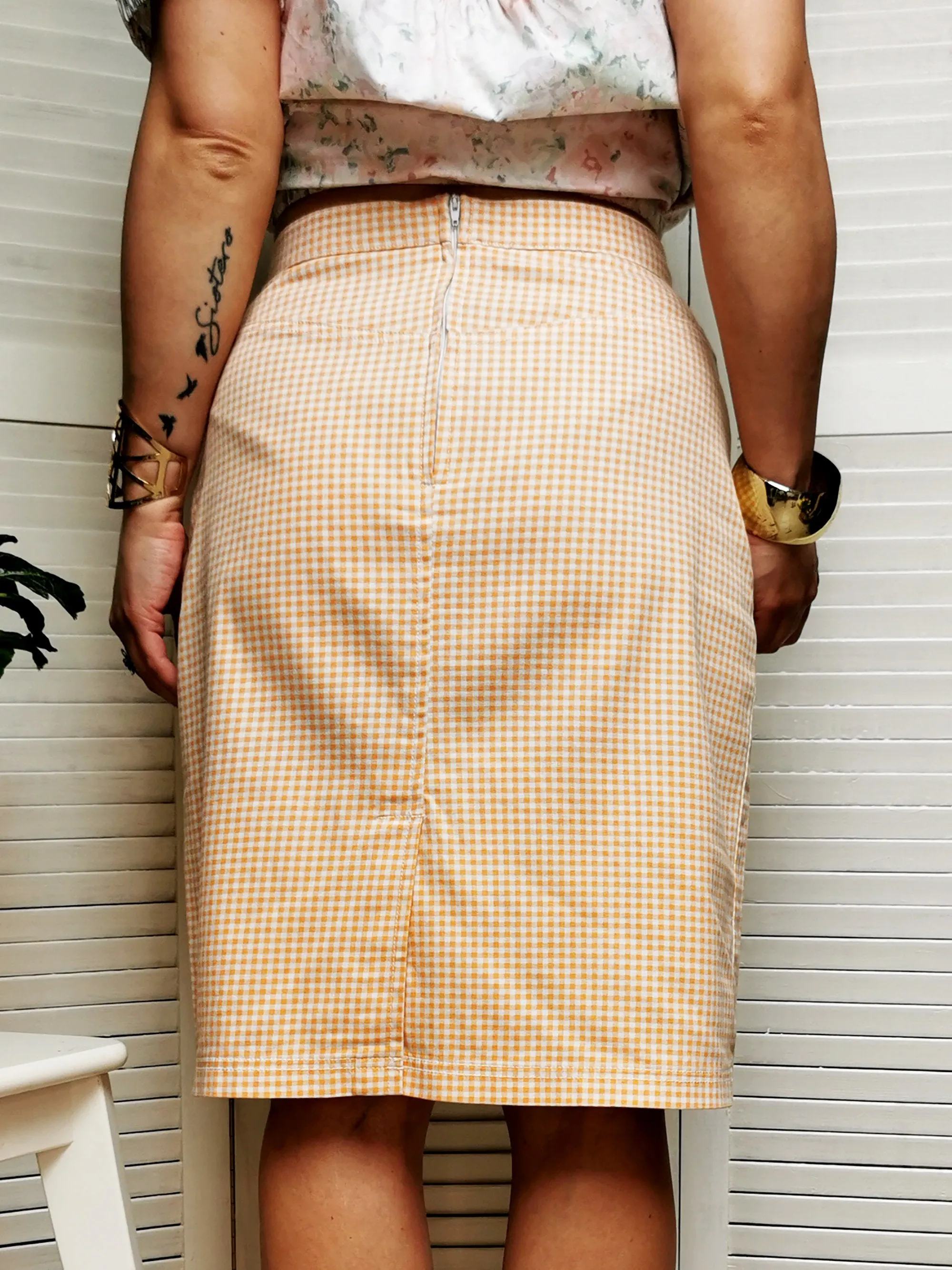 Vintage 90s minimalist pastel checked pencil skirt